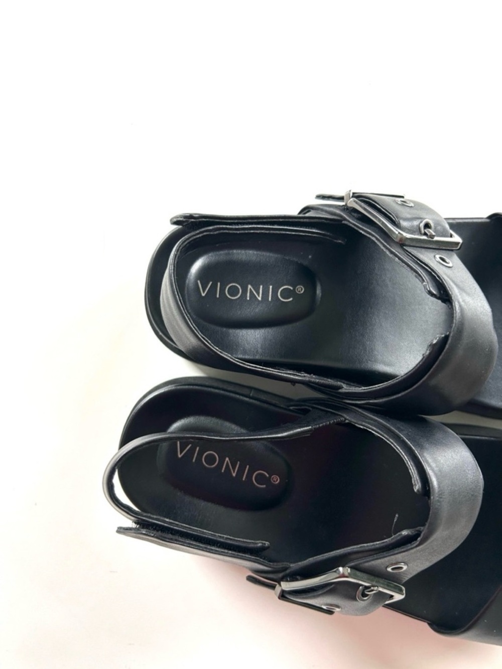 Vionic Black Premium Leather Torrance Platform Lug Sandals - Picture 7 of 9